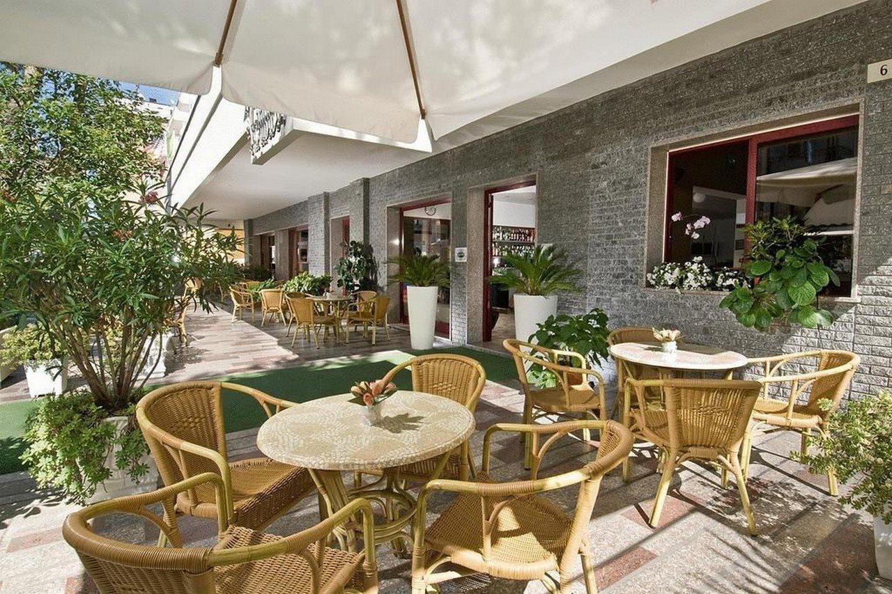Hotel Capinera Rimini Luaran gambar