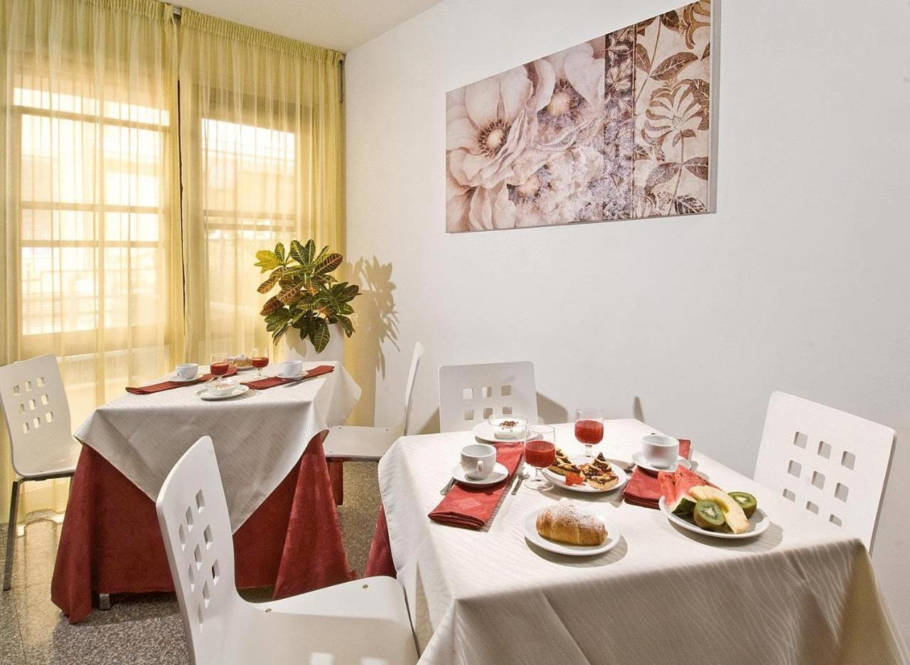 Hotel Capinera Rimini Luaran gambar